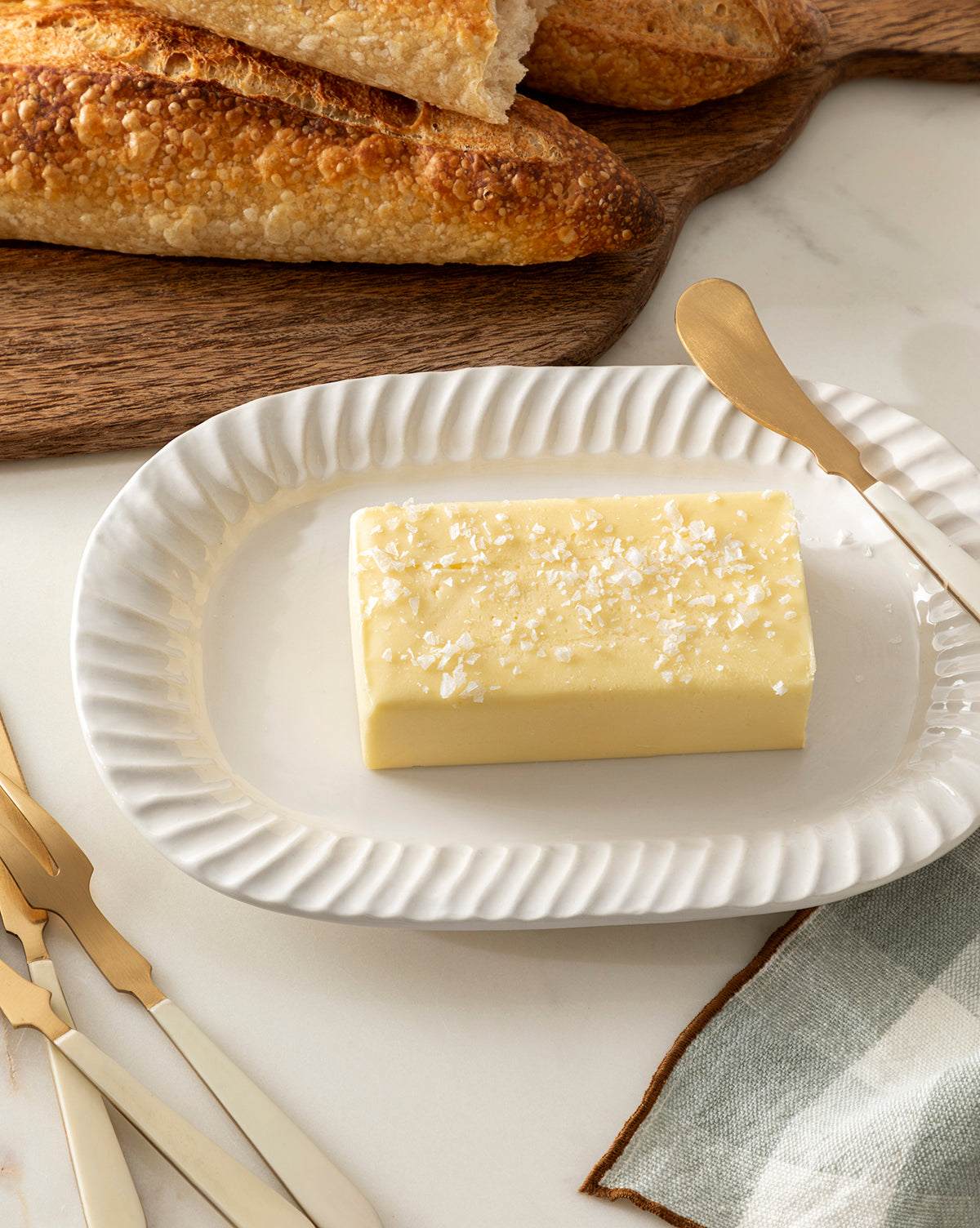 Adalina Creamy White Tray