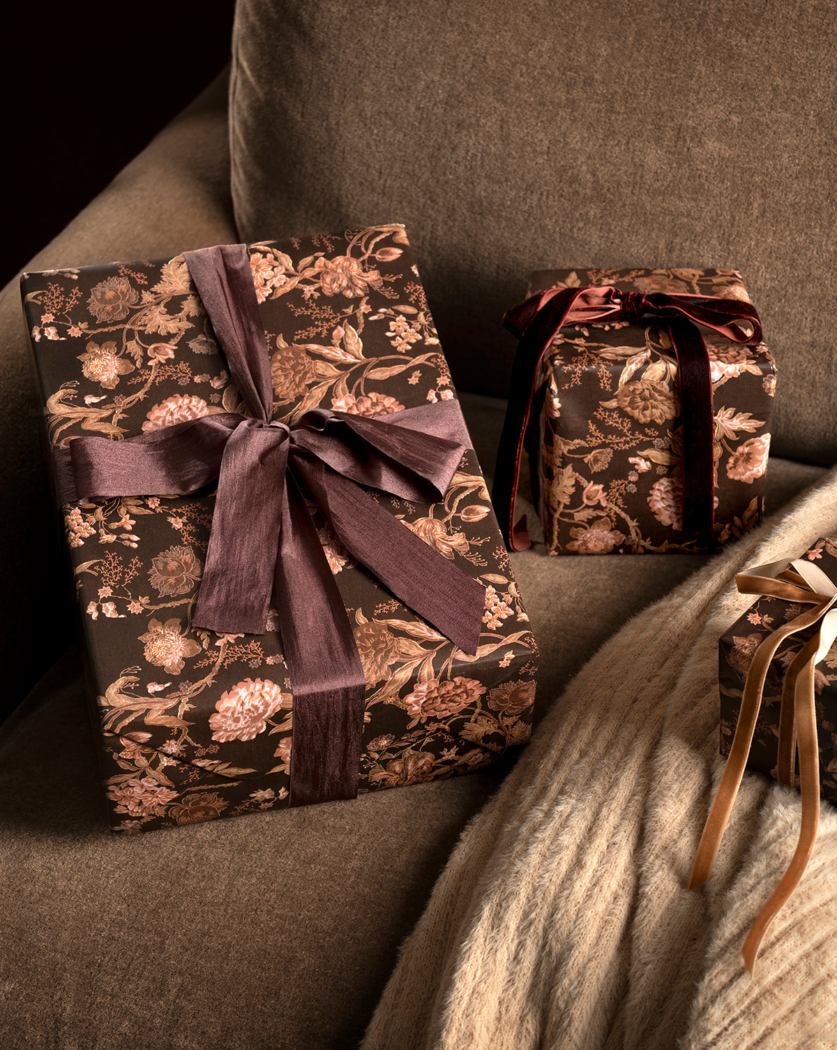 Hestercombe Floral Gift Wrap