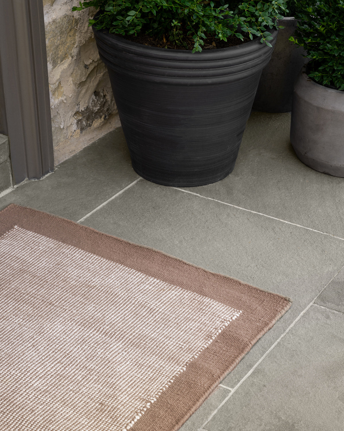 Sereda Handwoven Indoor/Outdoor Rug