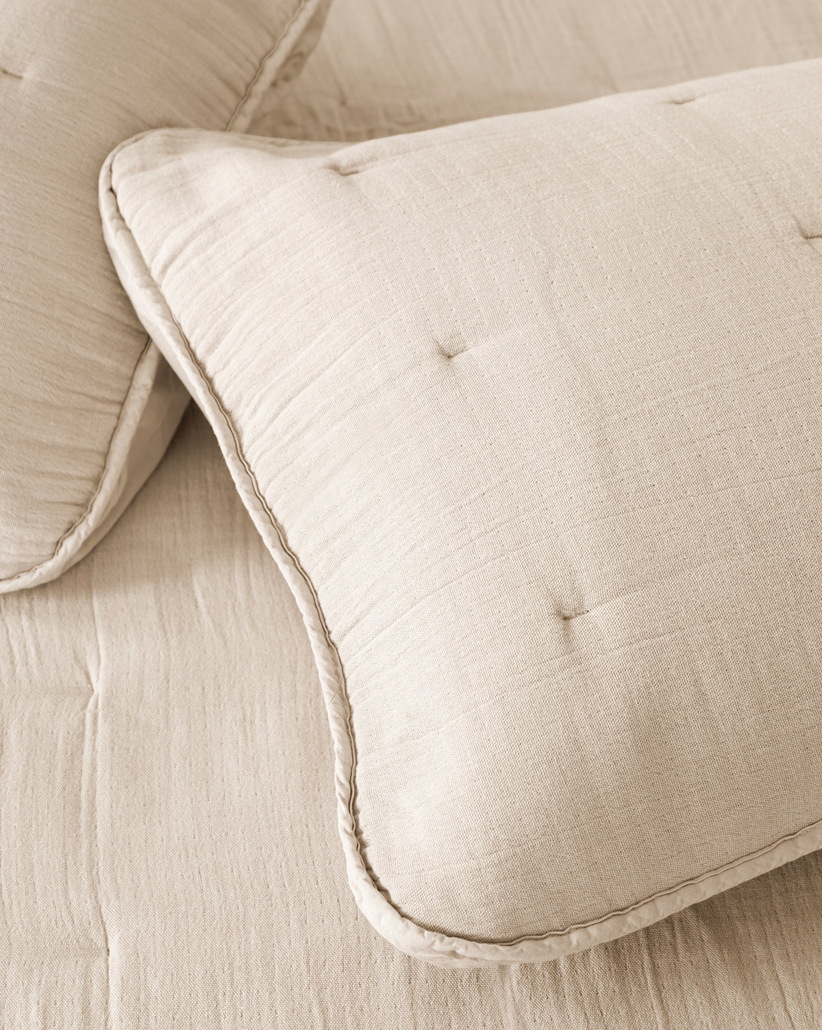 Daniela Cotton Gauze Quilt & Shams Set