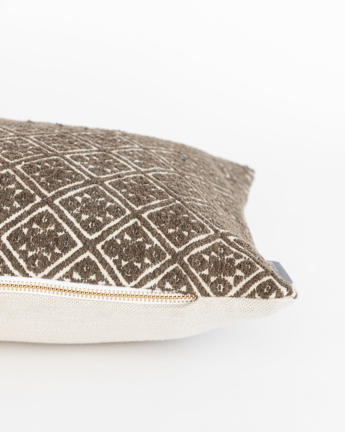 Essien Vintage No. 1