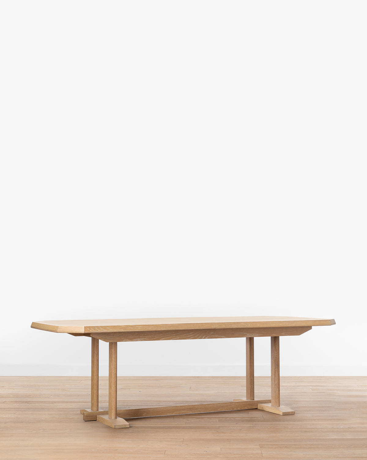 oak dining table, extension dining table, large dining table, oak furniture