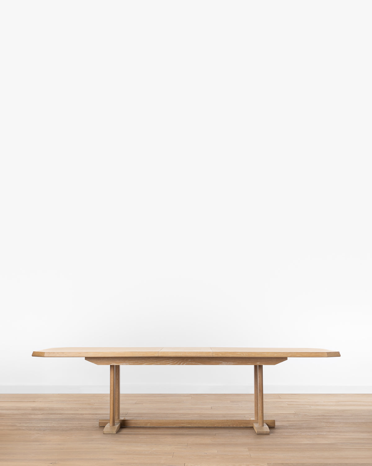 oak dining table, extension dining table, large dining table, oak furniture