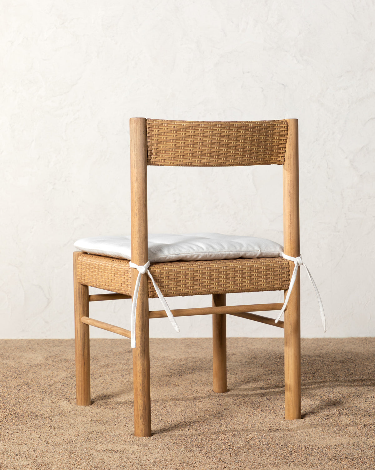 outdoor dining, outdoor dining chair, teak dining chair, teak patio dining chair