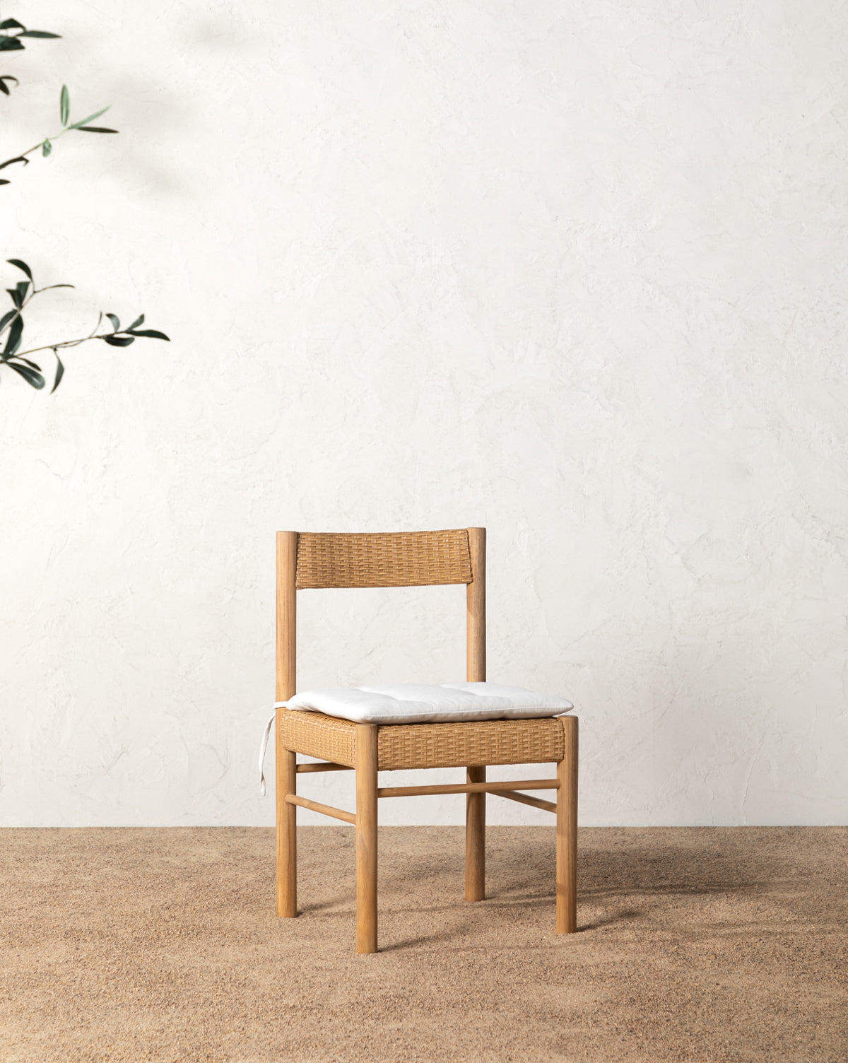 outdoor dining, outdoor dining chair, teak dining chair, teak patio dining chair