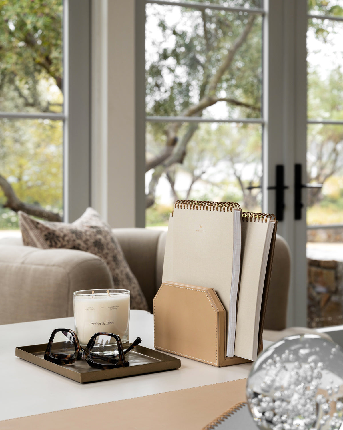 Rupert Envelope Holder