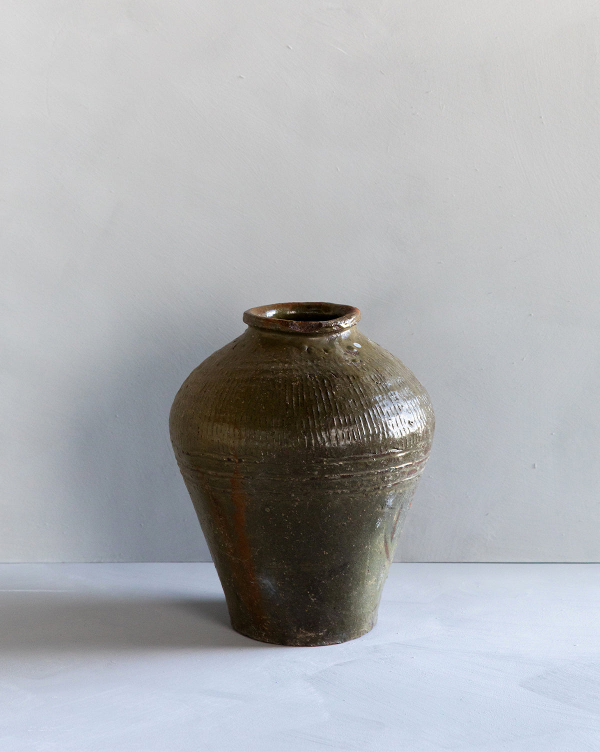 Vintage Mijiu Jar