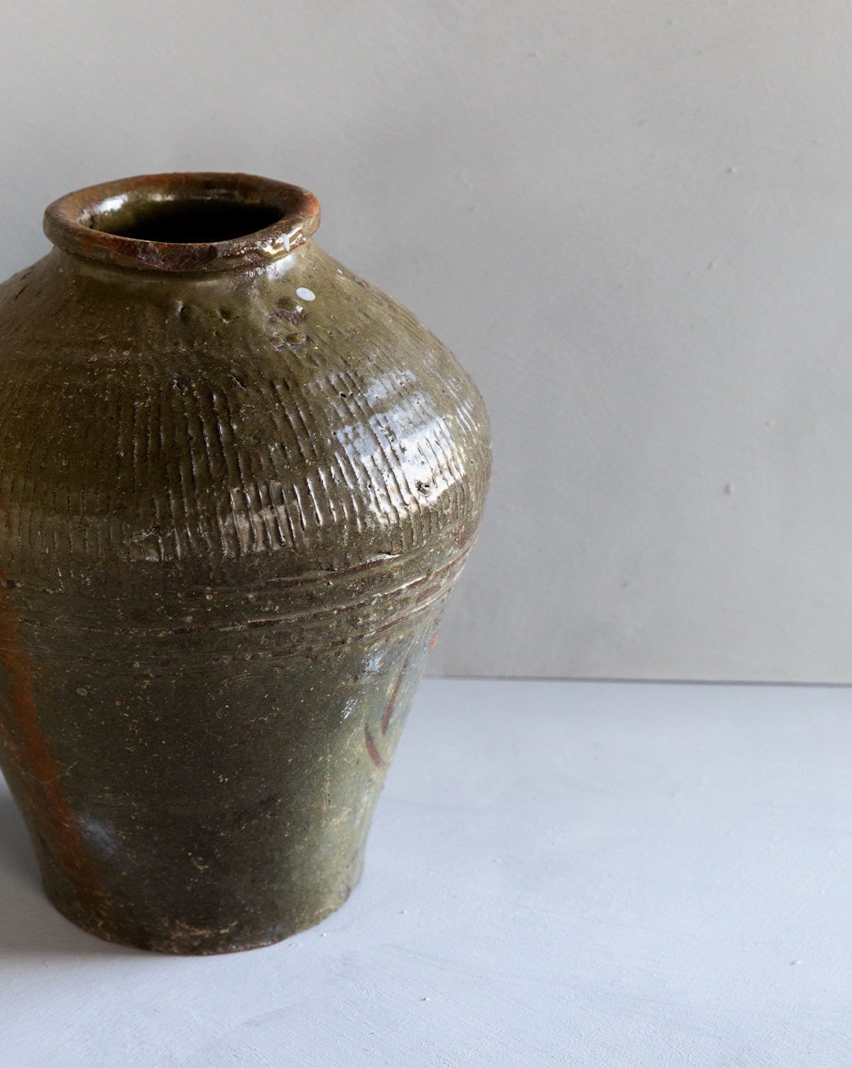 Vintage Mijiu Jar