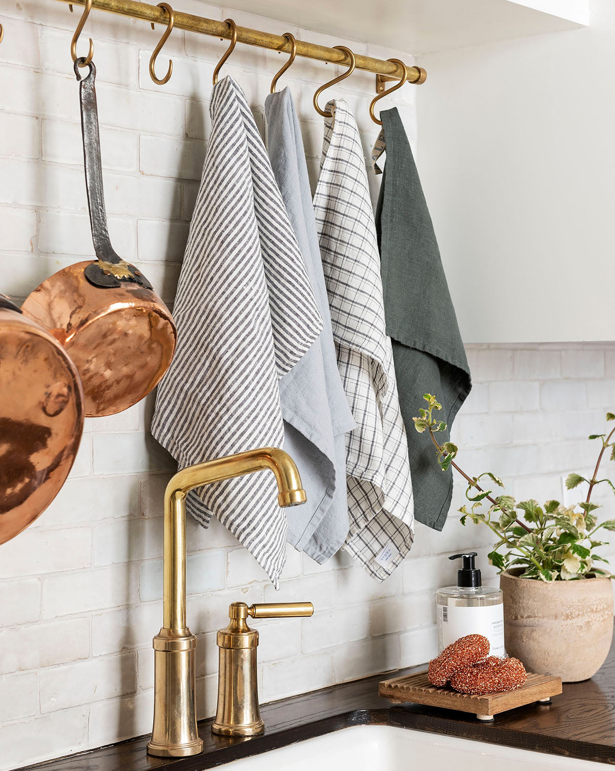 Thin Stripe Linen Hand Towel