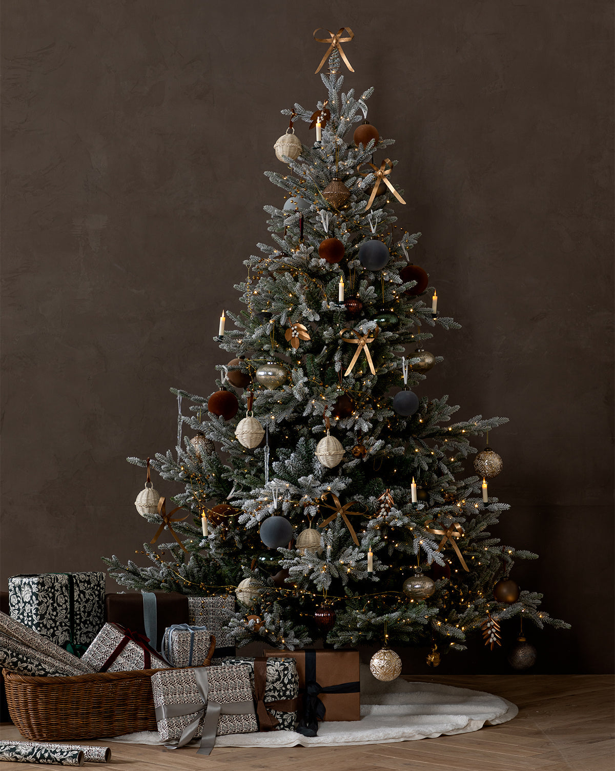 Brass Bow Tree Topper