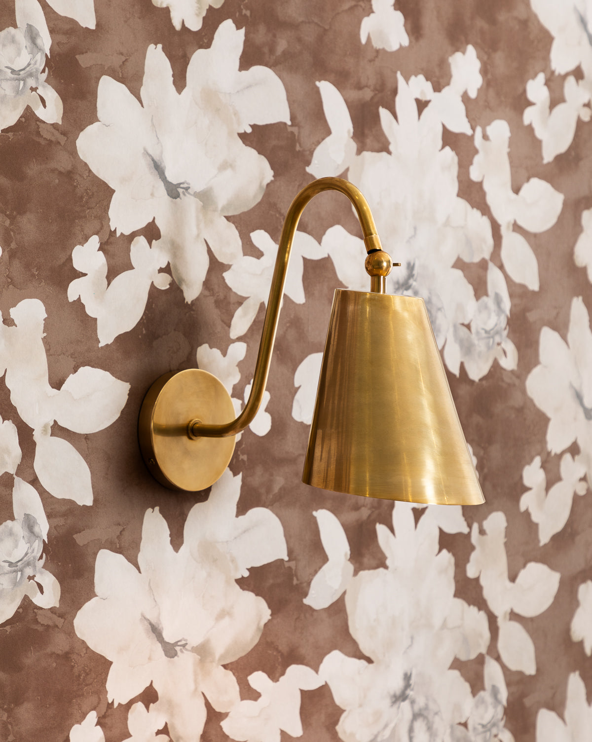 Saylor Sconce