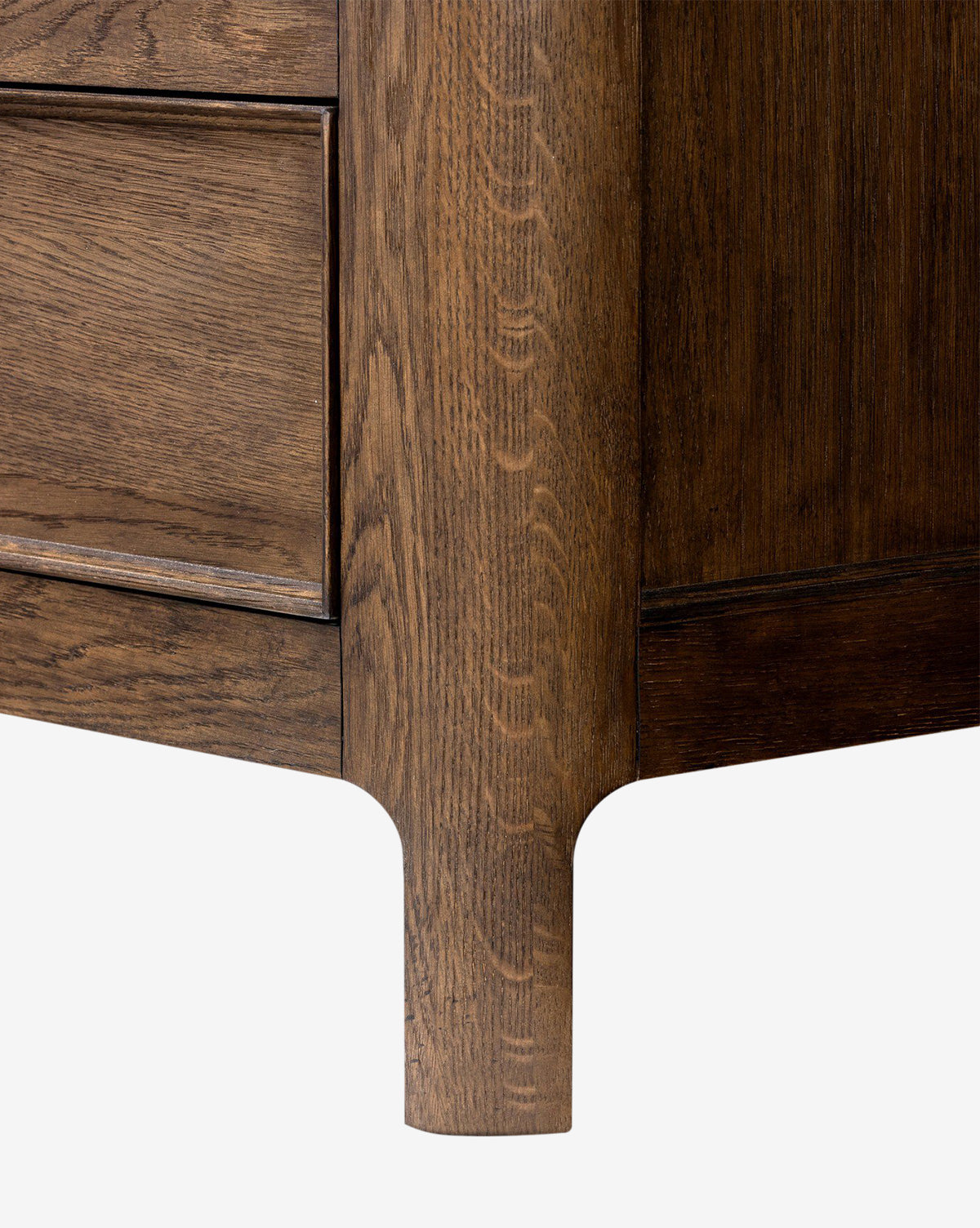 Aeris Tall Dresser
