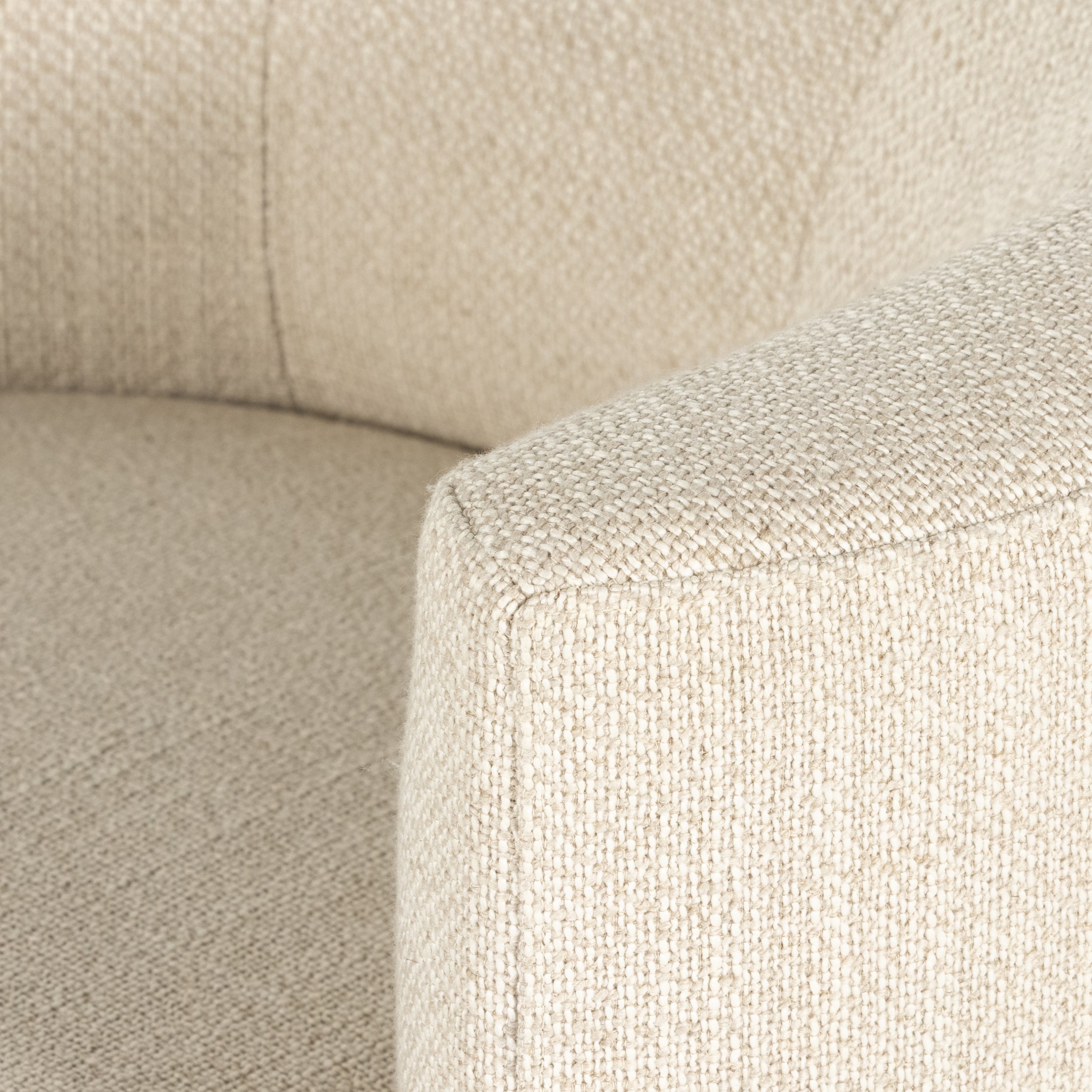 Betsey Swivel Chair