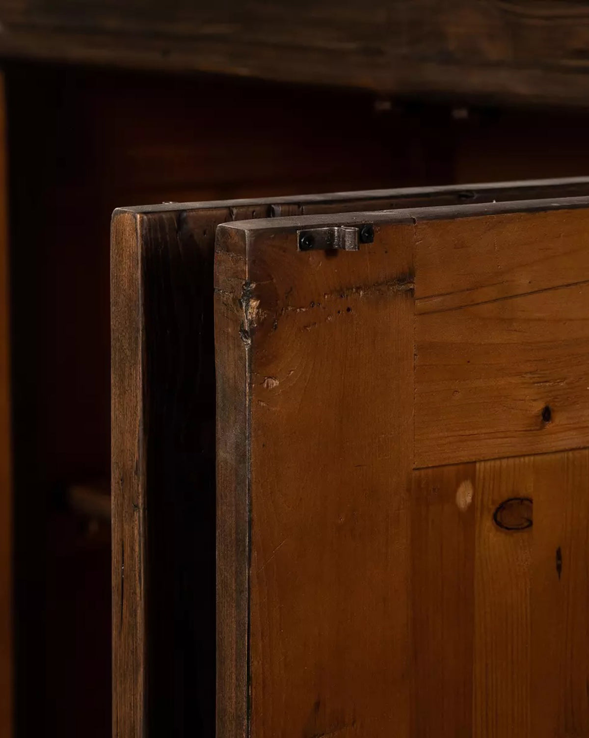 Maritsa Pine Hutch