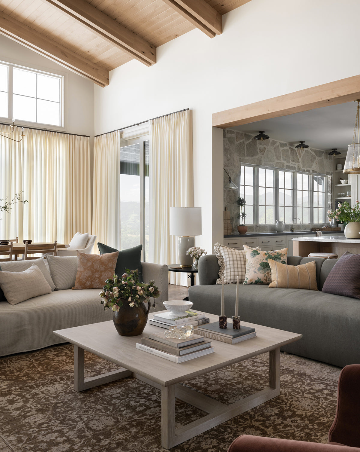 Concetta Hand-Knotted Wool Rug