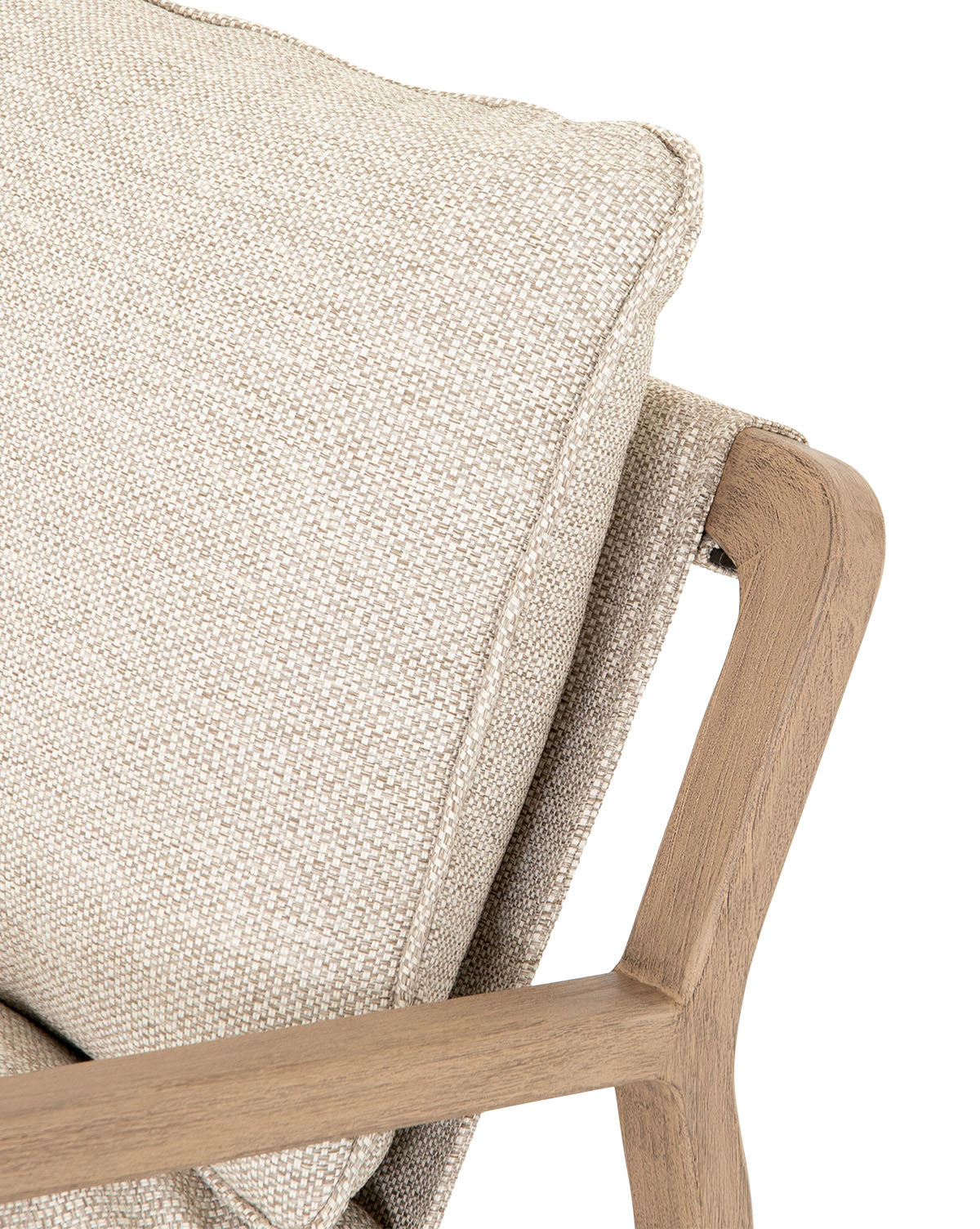 Ura Outdoor Lounge Chair