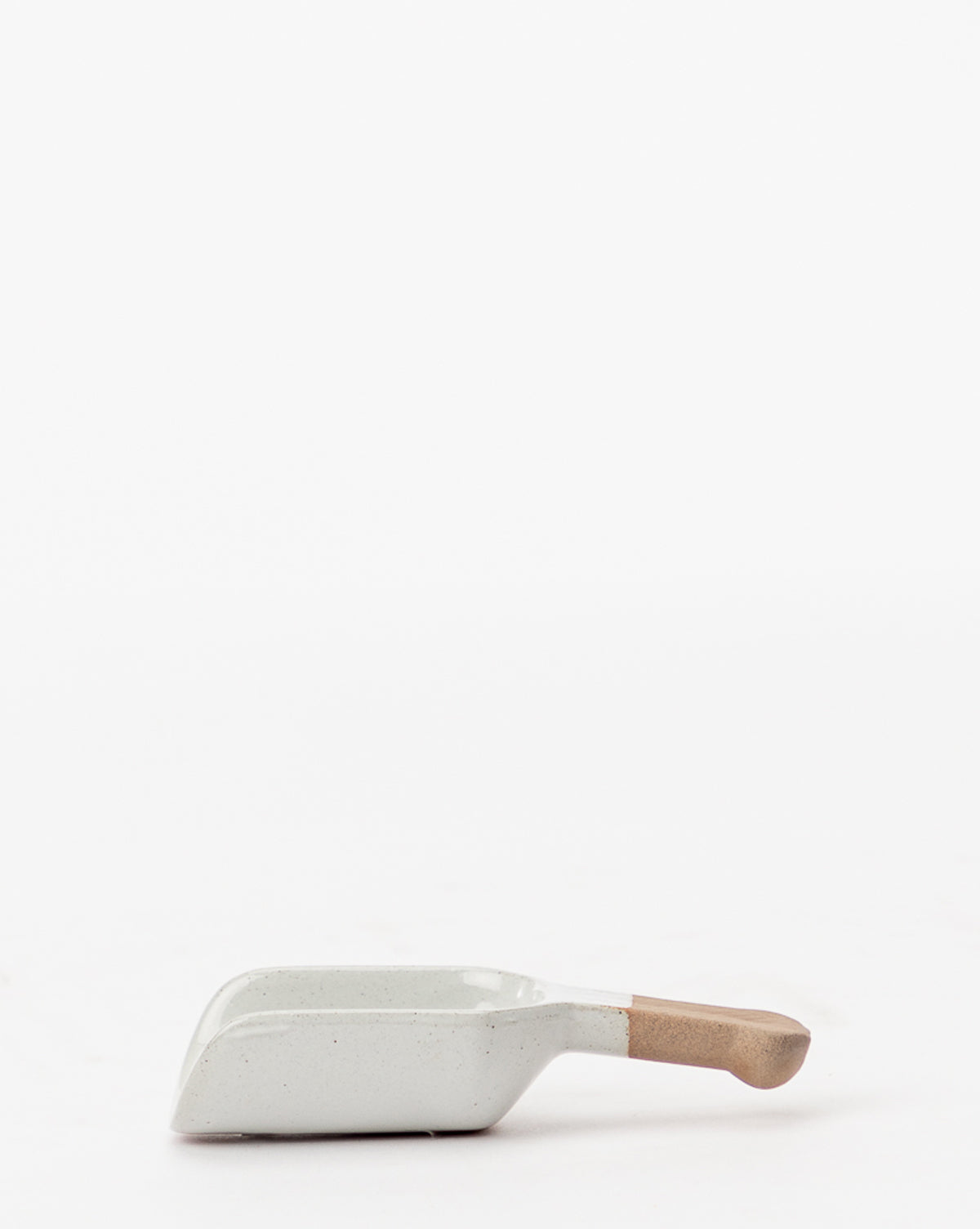 Two-tone Porcelain Scoop (Set of 2)