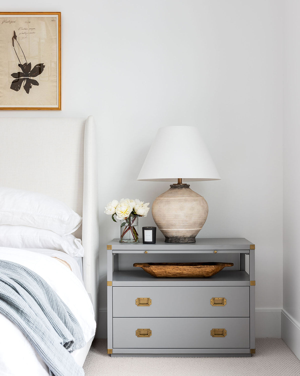 Kelan 2-Drawer Nightstand