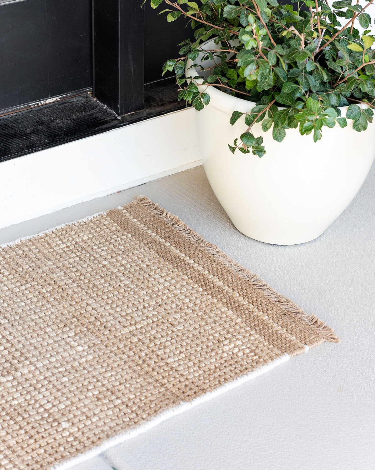 Girona Natural Handwoven Jute Rug