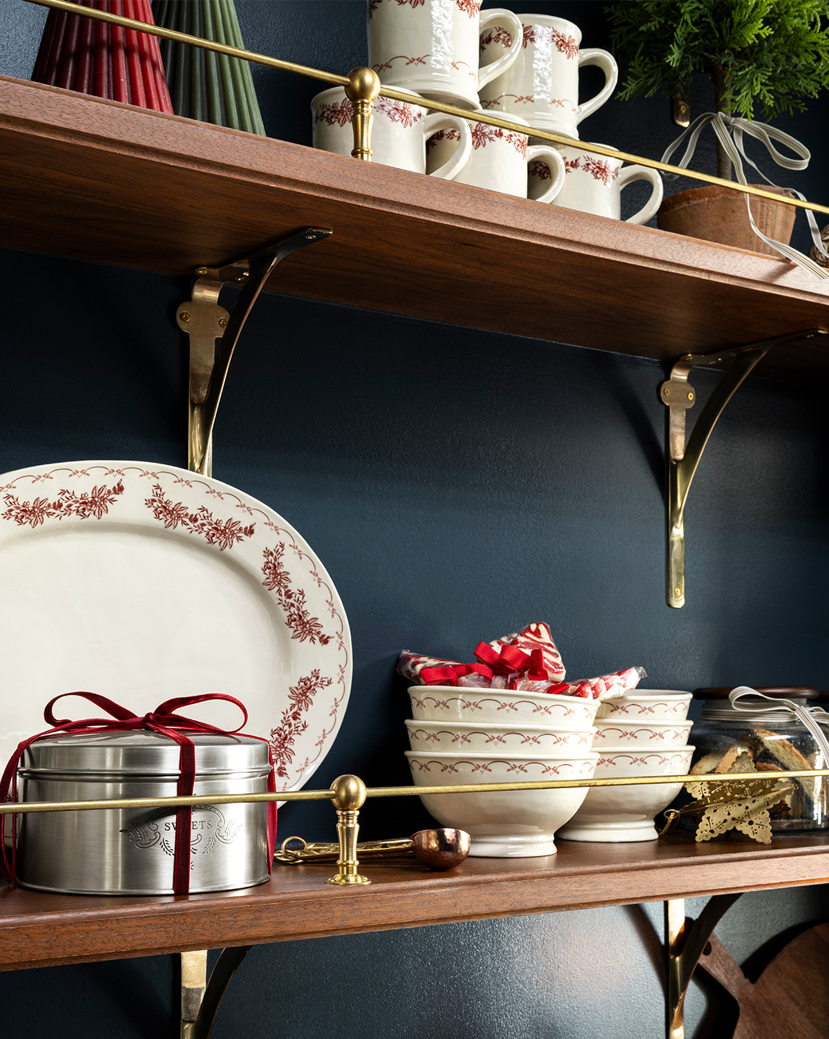 Coronet Dinner Bowls (Set of 4)