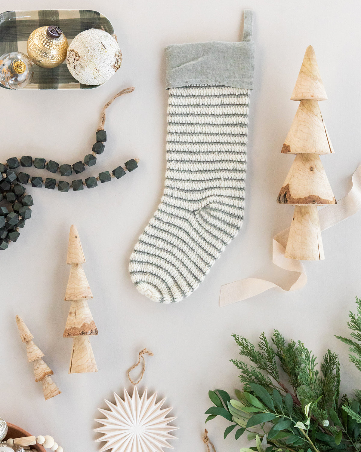 Oak Mantel Tree